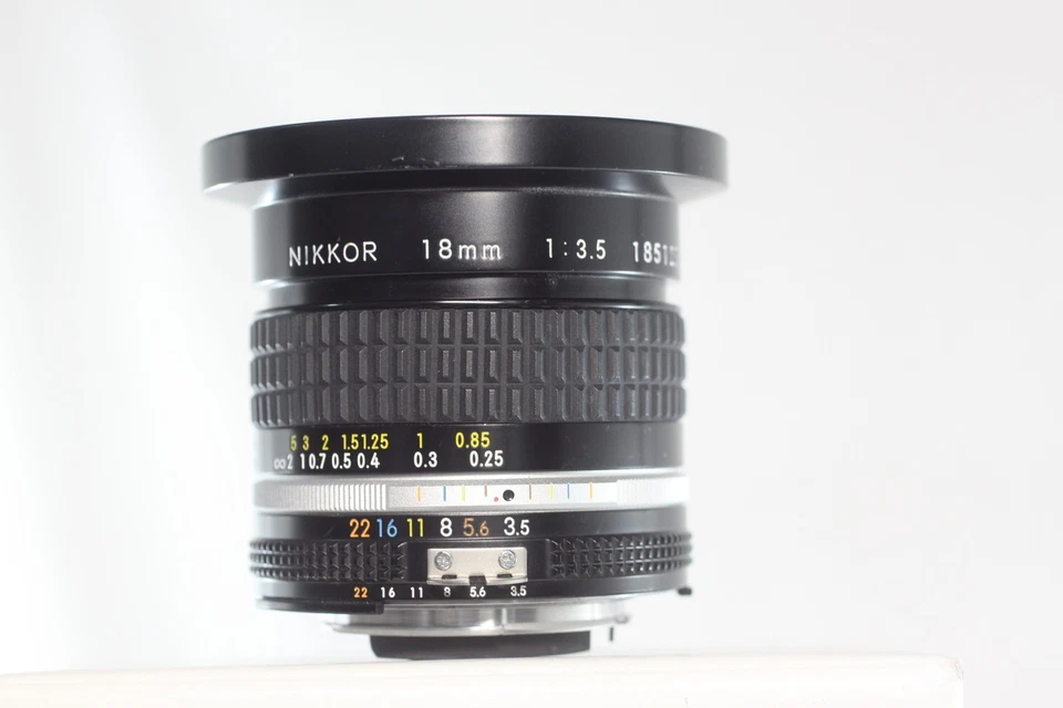 Nikon Ai-s Nikkor 18mm F/3.5 Ultra Wide Angle MF Lens From Japan - Image 4 of 4