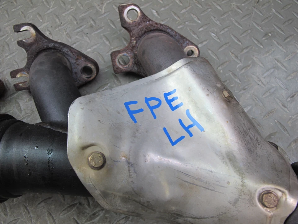 Juego de 2 colectores de escape izquierdo y derecho motor 5,0 L Porsche 928 S 1987-1991 Foto 3 de 4