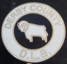 DERBY COUNTY FC DLB Misspelt DLF Badge Brooch pin In gilt 17mm Dia
