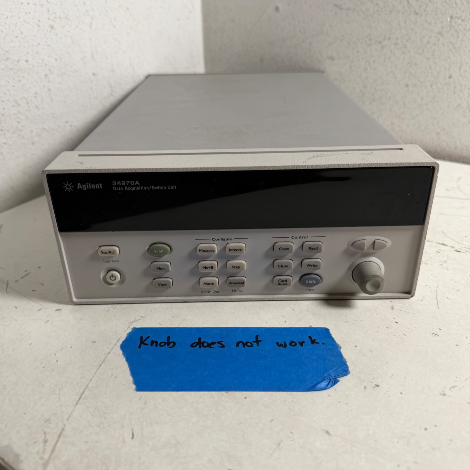 Agilent 34970A Gray Built-in GPIB Data Logger Switch Unit - For Parts