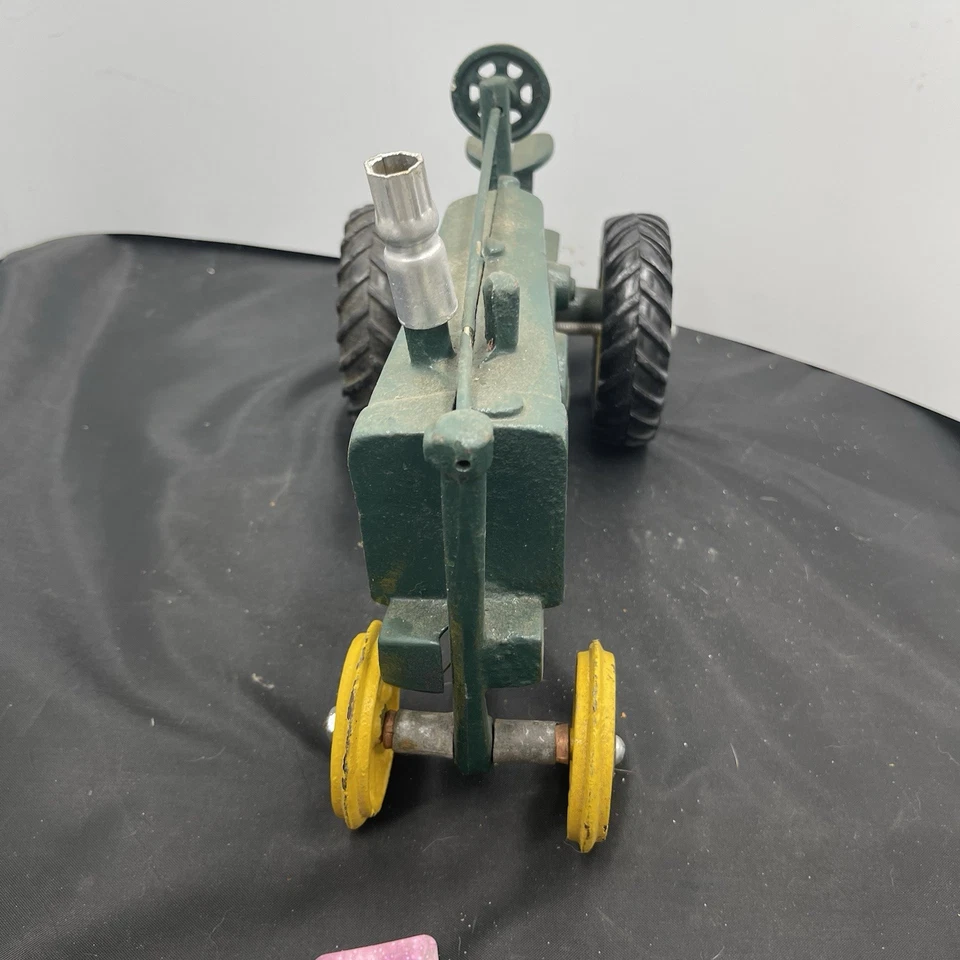 Vintage Cast Iron John Deere "OP" Tractor - 12" - Image 3 of 4