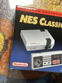 Nintendo Classic Edition NES Mini + Extra Controller 