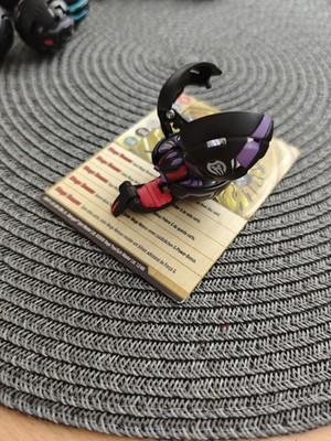 Bakugan Darkus Bee Striker 570G