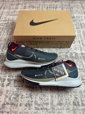 Größe 7,5 - Nike React Pegasus Trail 4 GTX V2 Deep Jungle Khaki Maroon HM9728-300