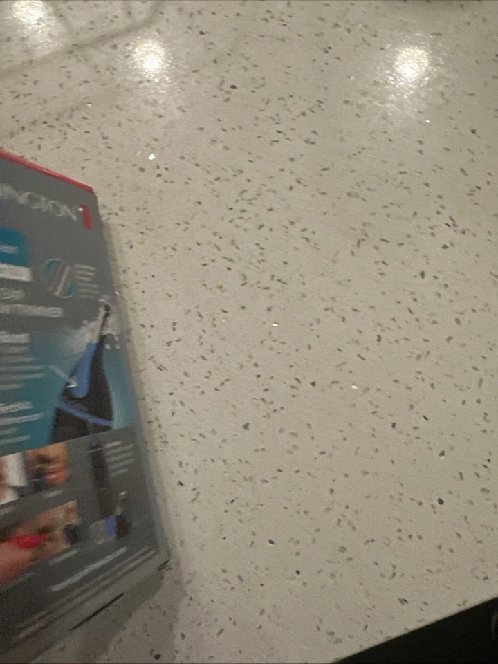 REMINGTON 2-In-1 Nose Ear Brow Hair BATTERY DUAL-BLADE Rotary Precision Trimmer - Image 2 of 4