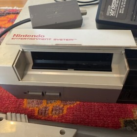 Original Nintendo NES Console Gray, 2 Controllers, Zapper, Cables, Not Tested