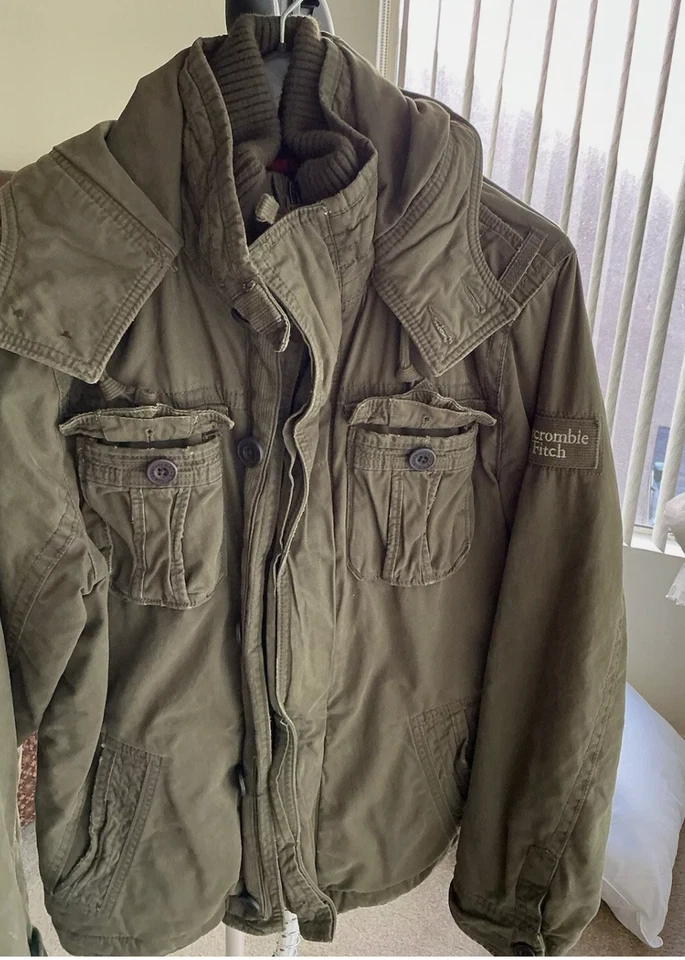 Jaqueta com capuz verde icônica vintage Y2K Abercrombie and Fitch - Imagem 3 de 4