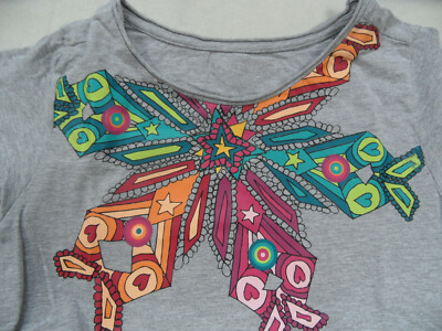 T-shirt Desigual Gris Imprimé Coloré – Taille 11/12 Juniors – T-shirt Occasion En Bon état