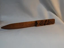 VINTAGE CARVED BLACK FOREST ( PAGE TURNER) OR PAPER KNIFE
