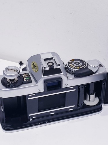 Minolta XG-1 Film Camera Body Only - Works - Picture 9 of 9