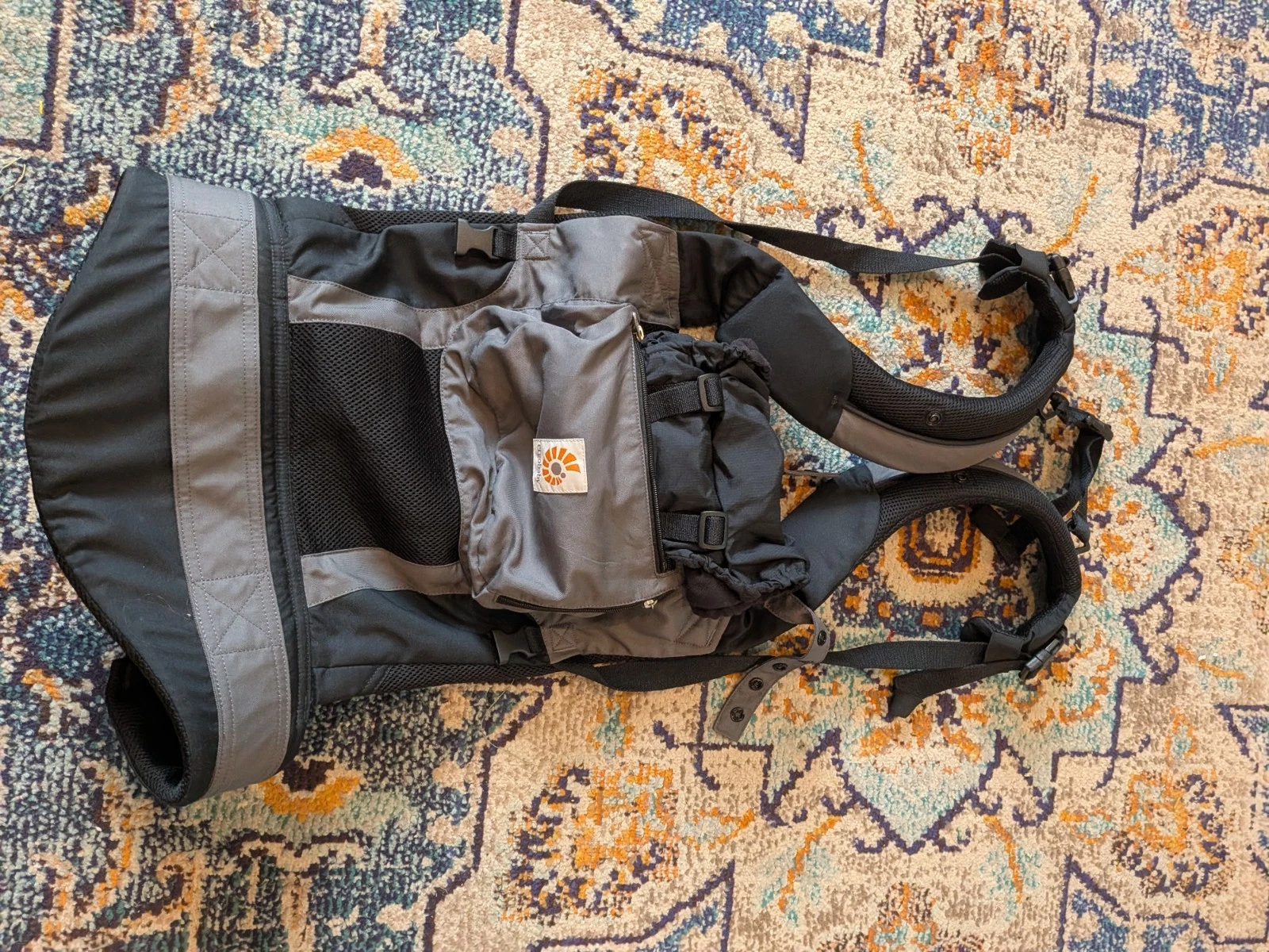 Ergobaby Performance Collection Baby Carrier in Charcoal/Black w/Sun Hood