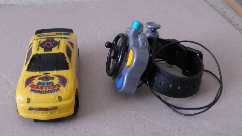 Vintage 1999 Wow Wee Race Masters R/C Wrist Control 1:43 Race Car Lights & Sound - Image 3 of 4