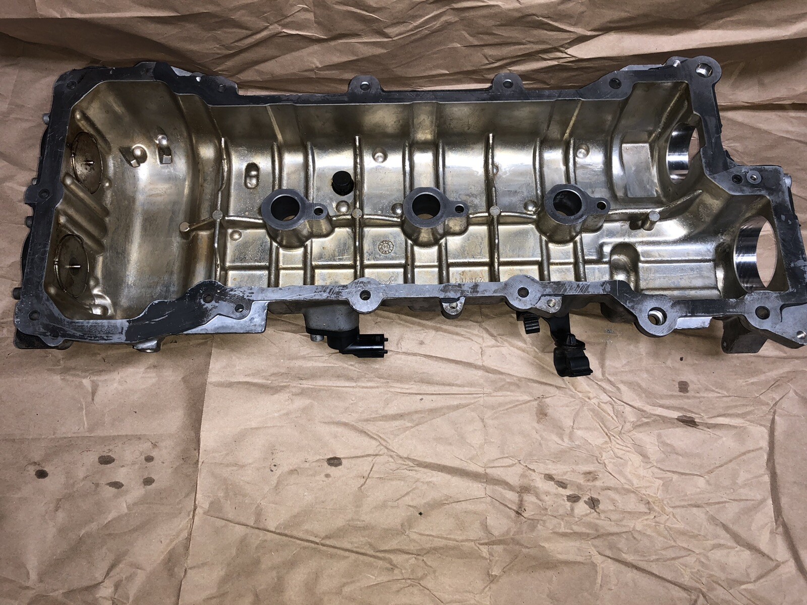2014-2017 MASERATI GHIBLI SQ4 3.0L TWIN TURBO ENGINE RIGHT SIDE VALVE COVER OEM