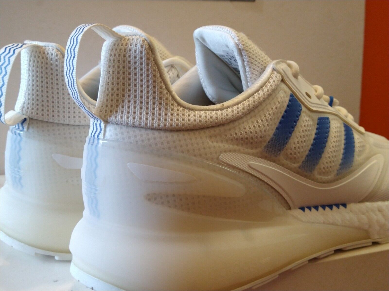 Adidas Men's ZX 2K BOOST 2.0 - GX1007 - Cloud White / Blue Bird - Size: 10  - NEW