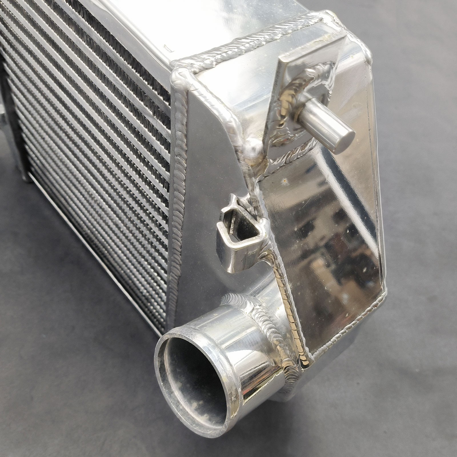 4M0145803BT Upgraded Aluminum Left Inter-Cooler for Lamborghini Urus, Audi RS Q8