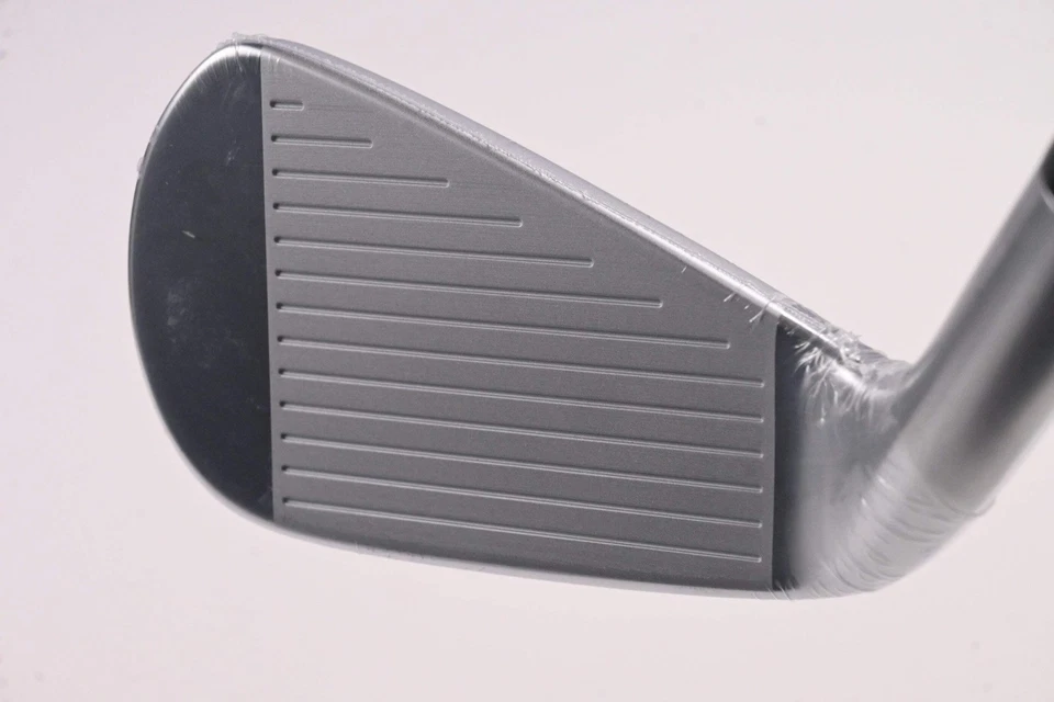 Srixon ZXiU #4 Iron / 23 Degree / X-Flex Mitsubishi Chemical MMT UT 90 Shaft - Image 2 of 4