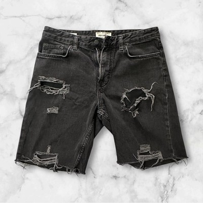 Pull&Bear Shorts schwarz gerissen - Größe 40 | Edgy Style  