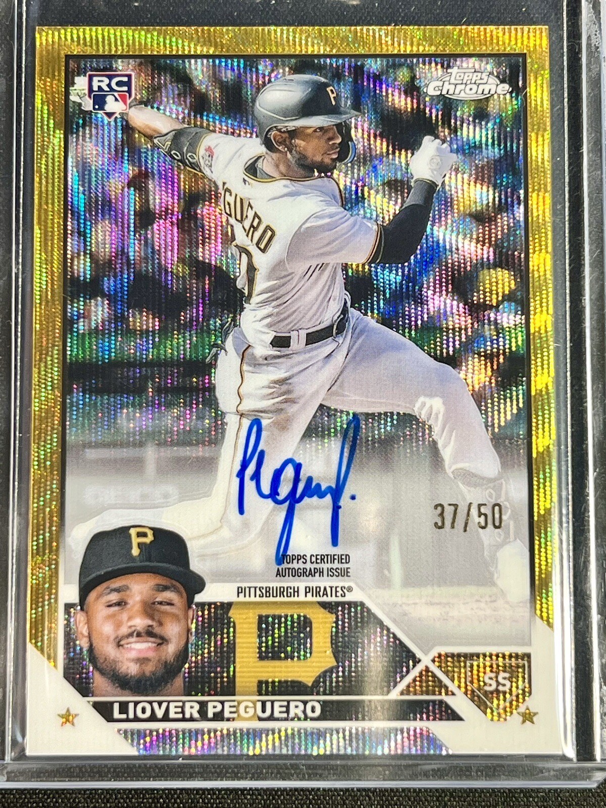2023 Topps Chrome Liover Peguero Gold Wave Rookie Auto /50 #RA-LP Pirates