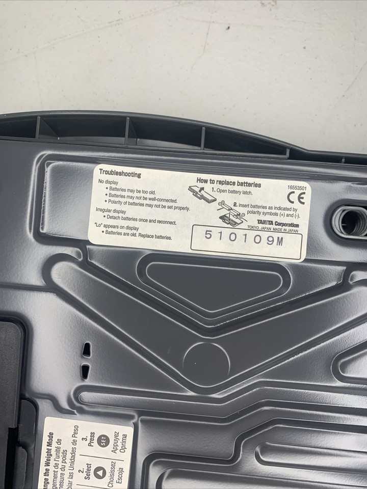 Tanita Body Fat Monitor Weight Scale TBF612 BMI Memory Battery Powered