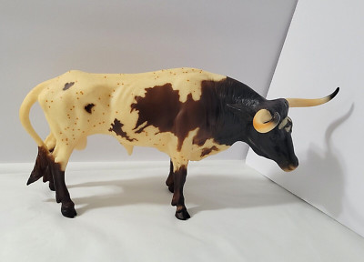 Breyer Texas Longhorn Bull Chestnut Pinto #399 Has Breyer Mark