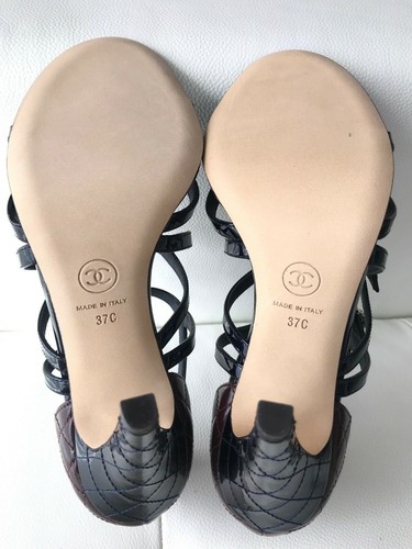 $ 1K Chanel BRAUN MARINEBLAU LACKLEDER RIEMCHEN SCHNALLE SANDALEN PUPMS 37 - Bild 8 von 12