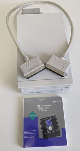 HP SureStore 2600fx Optical SCSI Drive model C1114F