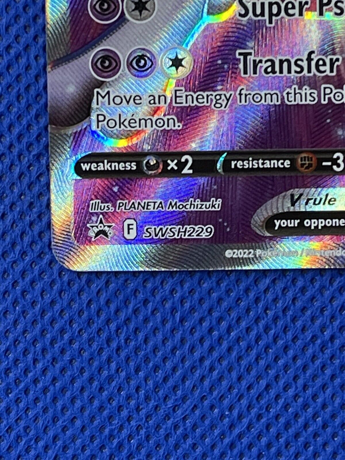 Pokemon Go Mewtwo V - Full Art - Black Star Promo SWSH229 - Near Mint/Mint