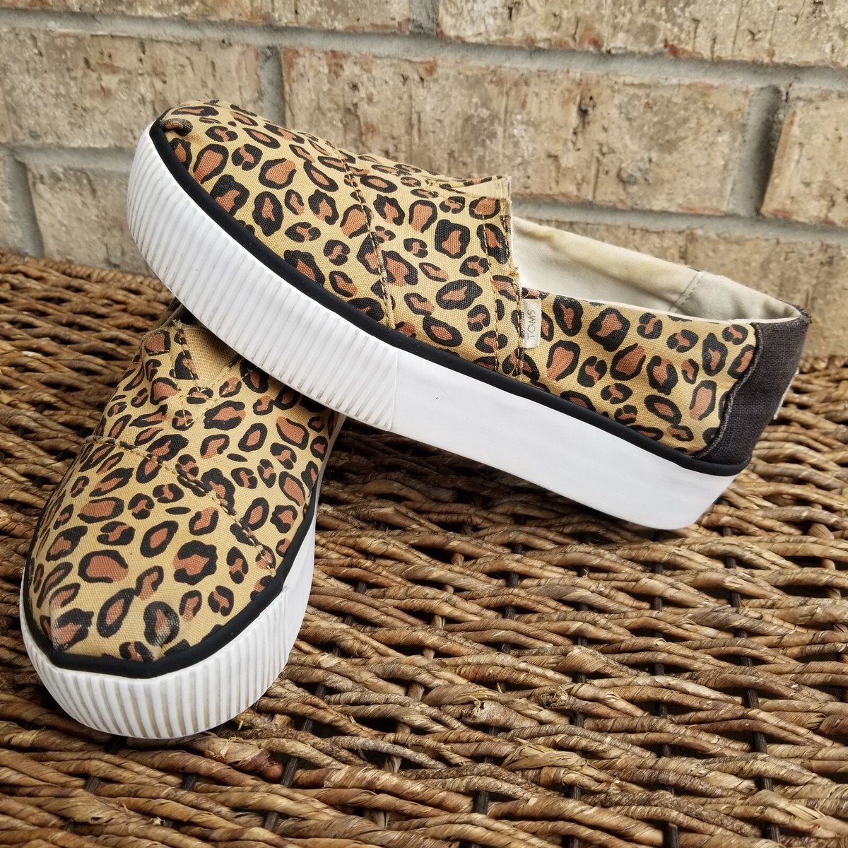 Toms Alpargata Boardwalk Platform Cheetah Leopard Slip On Sneakers