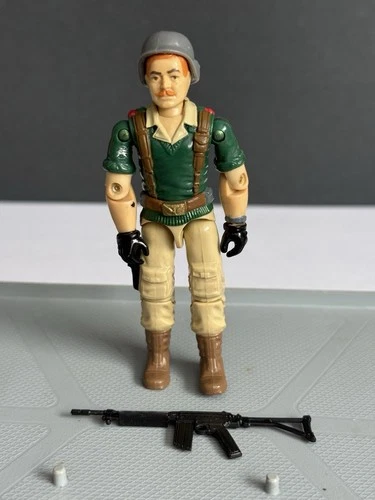 1985 Vintage Hasbro Gijoe Striker Driver Crankcase Action Figure Mint Complete