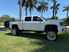 2017 GMC Sierra 2500 K2500 DENALI
