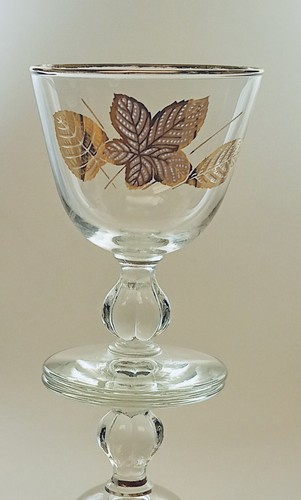 Libbey Gold Leaves Liquor Cocktail Cordial Stems, Set of 2 - 第 1/1 張圖片