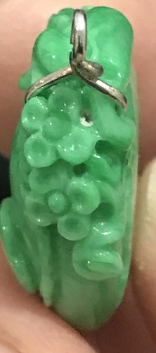 Antique Chinese Apple Green Jadeite jade Carved Pendant Early Qing Dynasty 9.2g - Picture 5 of 6