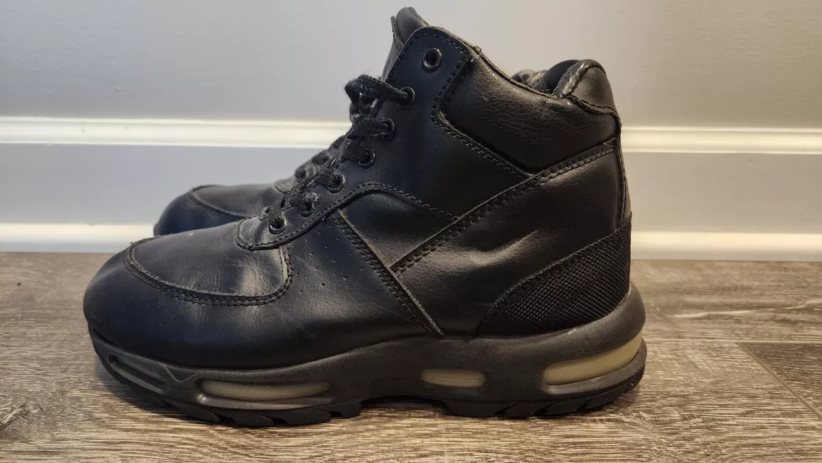 Nike acg top boots size 7
