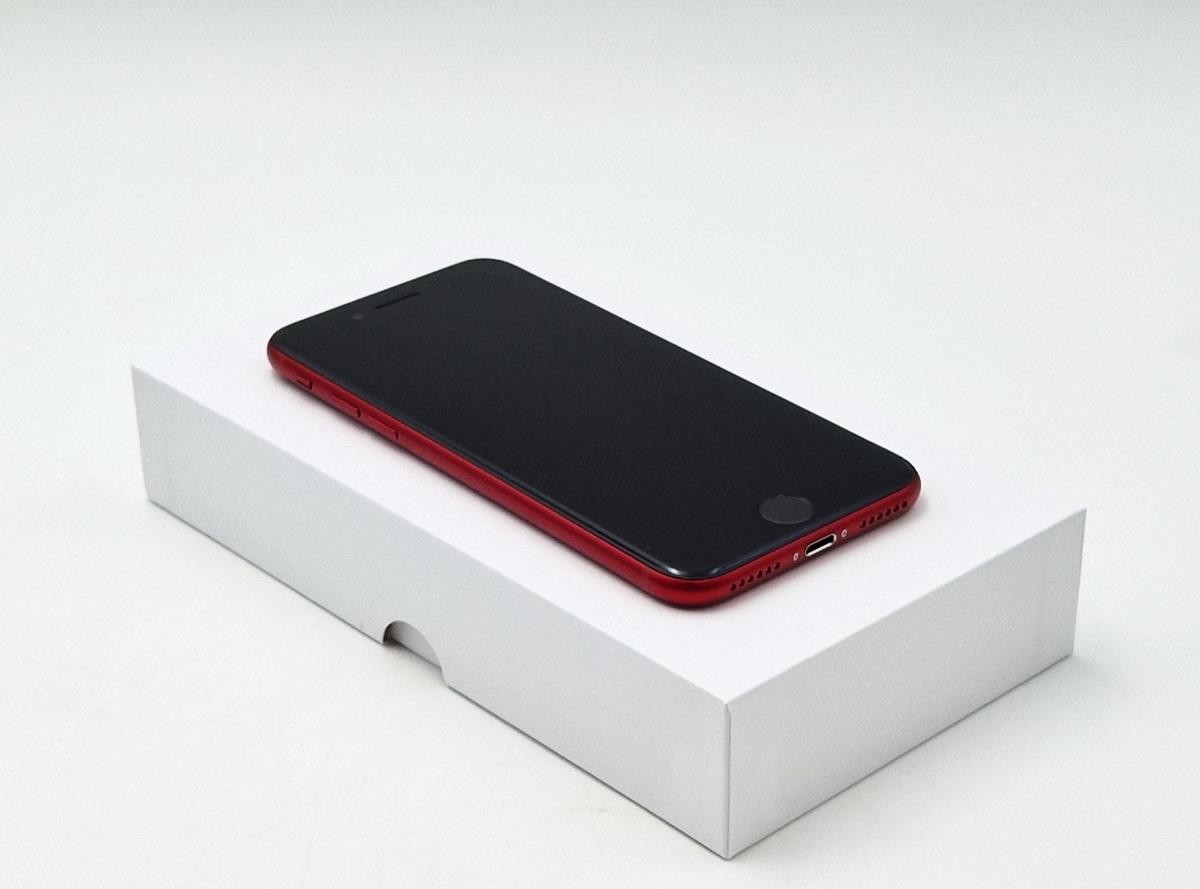 Apple iPhone SE 3 (3rd Gen) 2022 64GB 12MP Red Unlocked Immaculate