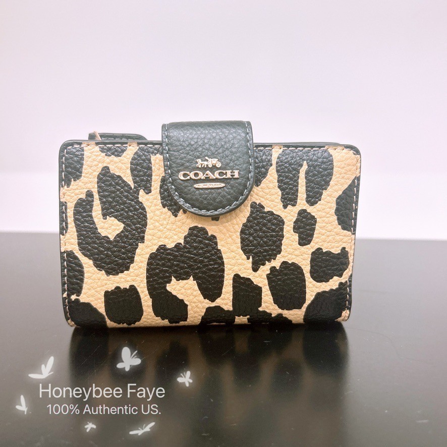 NWT Coach Medium Corner Zip Wallet With Star/Leopard Print CW530