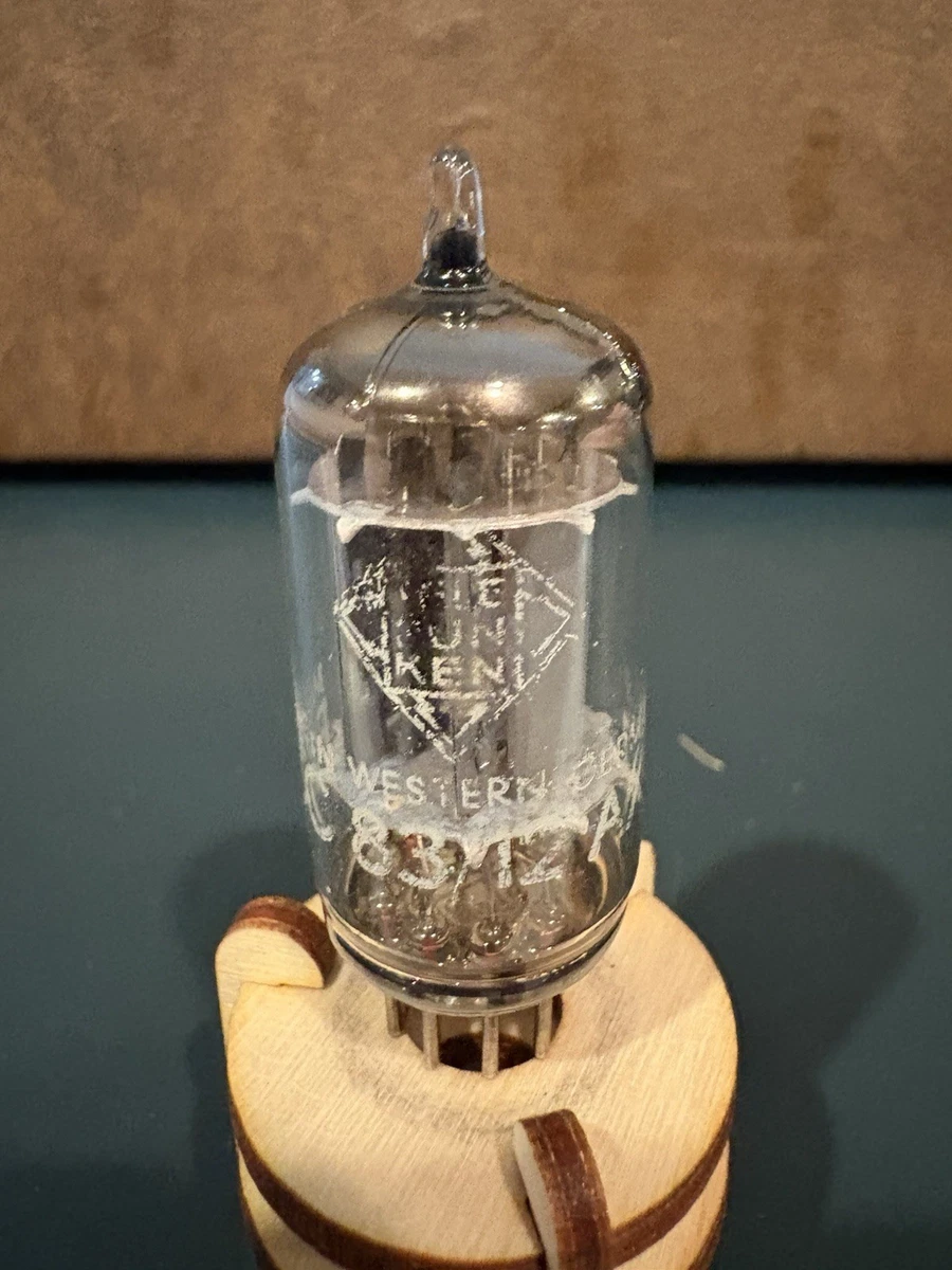 希少 Telefunken ECC83 スムースプレート ダイヤ 同一3本セット 希少 Telefunken ECC83 スムースプレート ダイヤ 同一3本セット