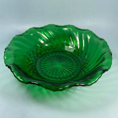 Vintage Anchor Hocking Diamond Swirl Ruffled Green Glass Bowl