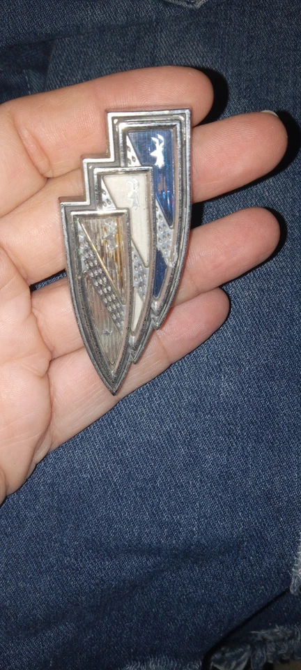 1968 Buick Skylark Sport Wagon Trishield Grille Emblem "1 Year Only" - Image 2 of 4