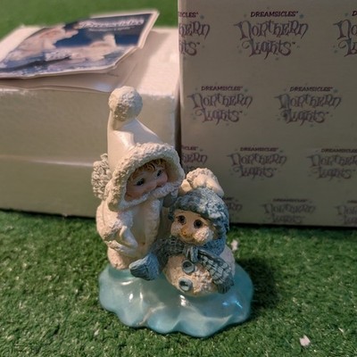Dreamsicles Northern Lights Makin A Snowman Figurine 60004 Kristin 1998 Angel