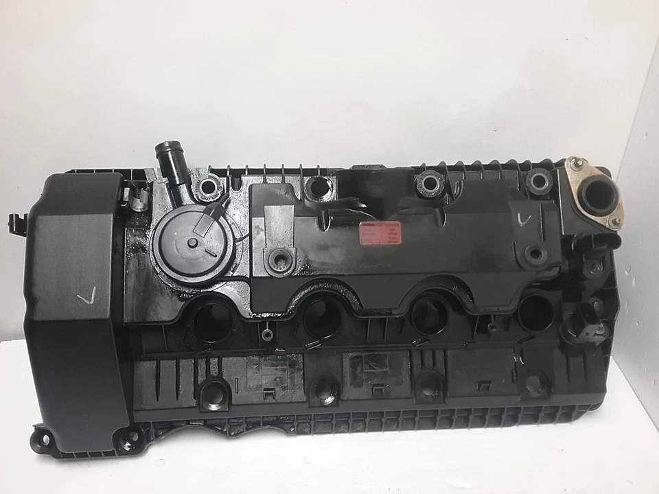2002-2010 BMW 745I Left Side Engine Motor Valve Cover 7 522 160 0 - Image 2 of 4