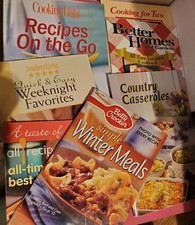 Lot of 7 mini Cookbooks ~ Betty Crocker BHG Southern Living Country Casseroles +