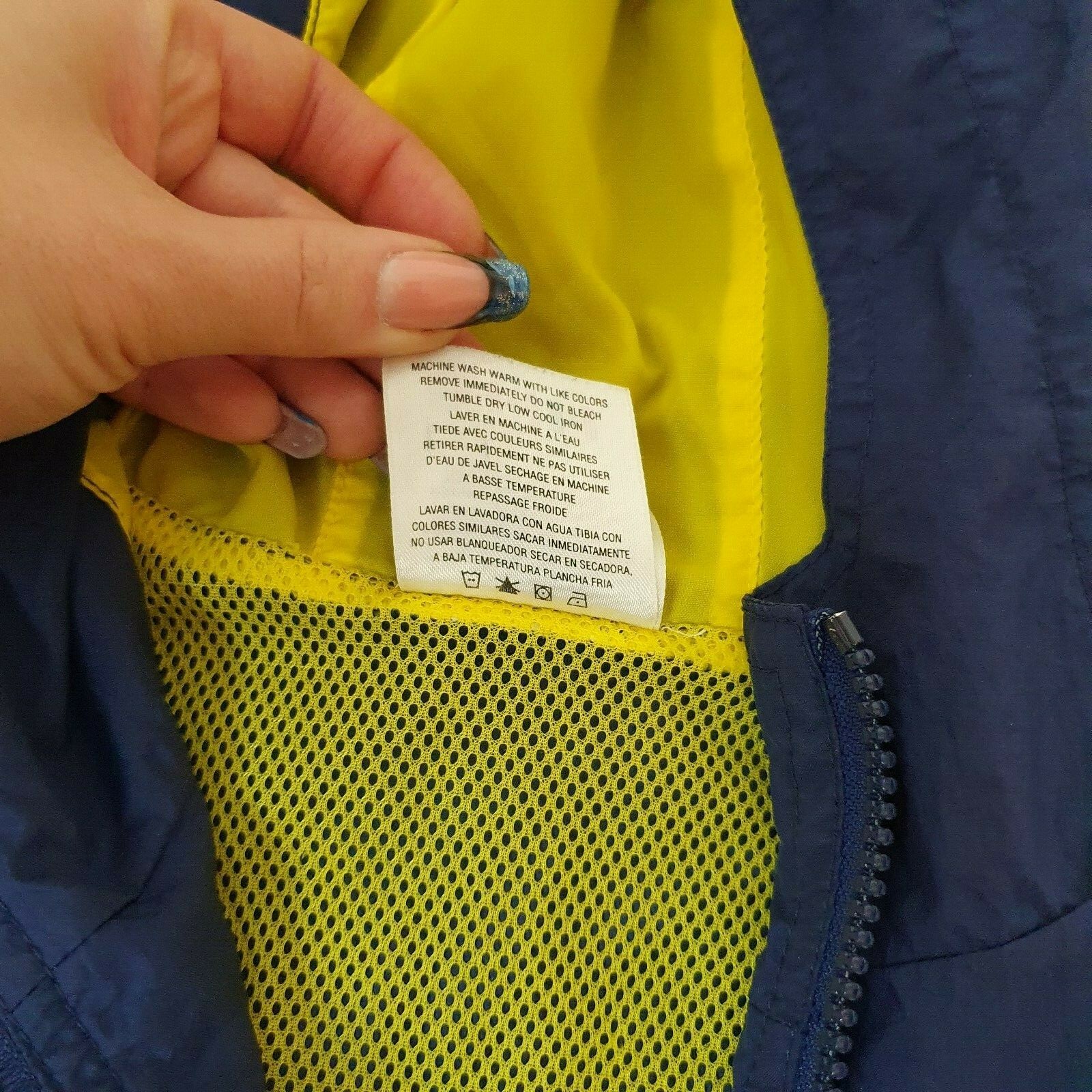 Adidas Big Logo Vintage Lightweight Hooded Activewear Jacket Anorak adidas-big-logo-vintage-lightweight-hooded-activewear-jacket-anorak