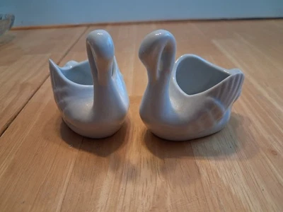 Swan White Ceramic Figurine Set Of 2 Trinket Dishes 2.5" - Image 1 of 4