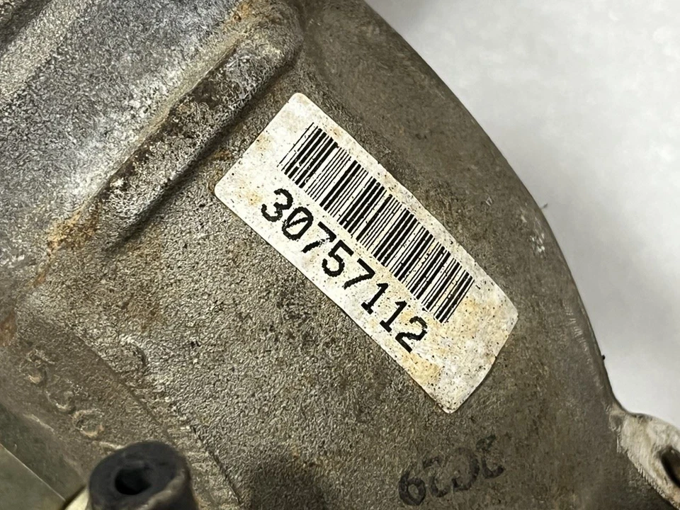 Volvo C30 2011 colector de escape con turbocompresor 30757112 86036910 Foto 3 de 4