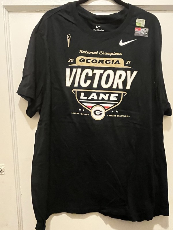 NEW Georgia Bulldogs Nike T-Shirt 2XL Black 2021 National Champions Victory Lane