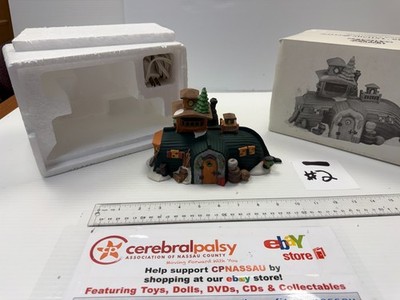 Dept 56 Dickens  Village David Copperfield Peggotty s Seaside Cottage #55506  #2