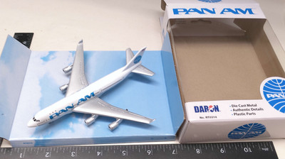 Pan Am Diecast Commercial Jet Airplane Diecast by Daron RT0314 V NEW OPEN RETURN