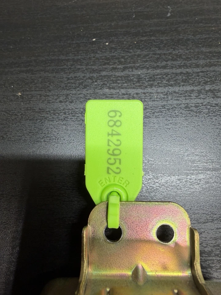 1991-1993 Mitsubishi 3000GT Stealth Fuel Pump MFI Relay E8T07871 - Image 2 of 4