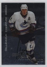 1999-00 ITG Be A Player Millennium Signature Series Mattias Ohlund #239 Auto n1u