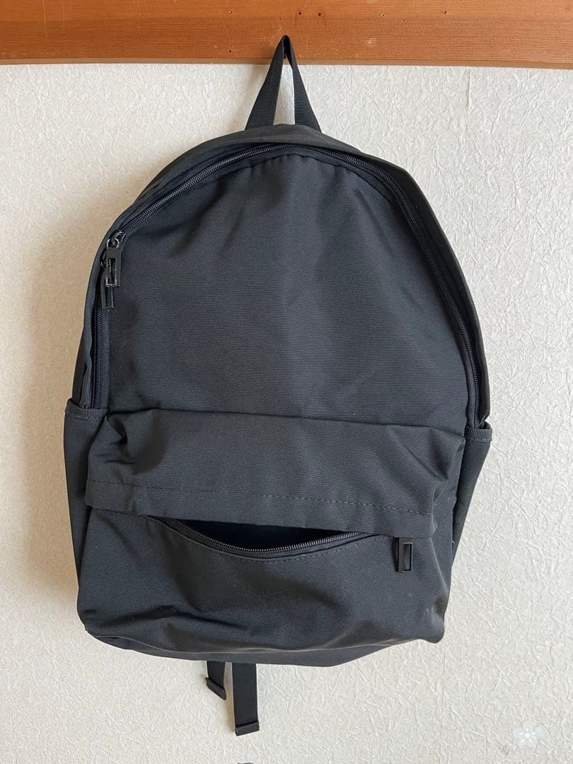 simple black backpack Japan - image 3